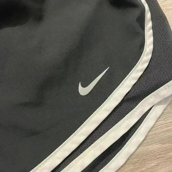 NIKE - Nike Dri-Fit Athletic Shorts L - Picture 4 of 5